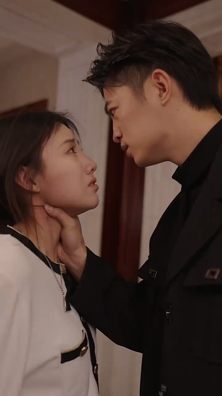 白少的魔女娇妻第38集