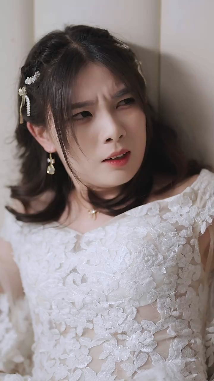 墨少，夫人她又逃了第02集